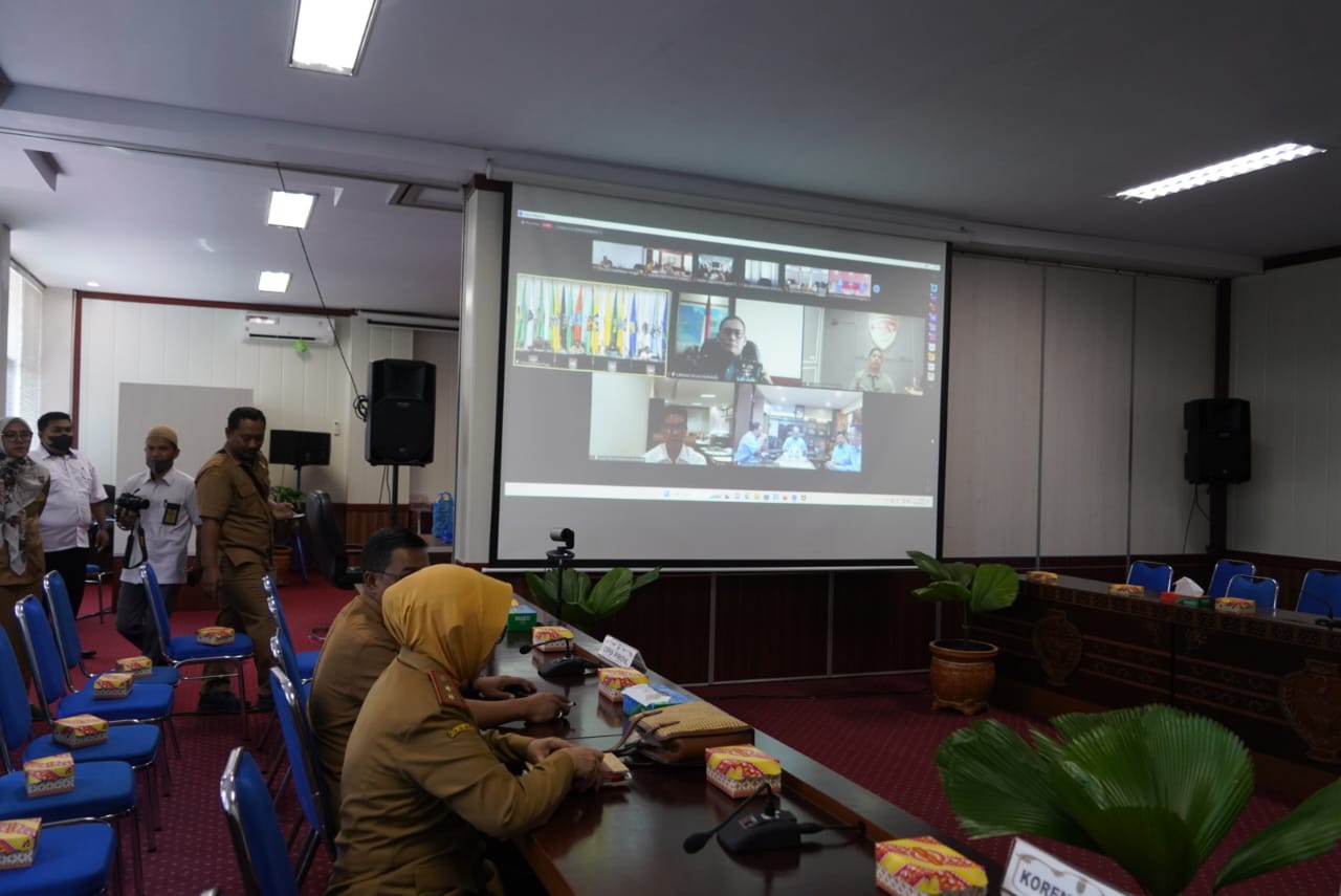 Sahli Gubernur Hadiri Rakor Pengendalian Inflasi Tahun 2023 Bersama Mendagri RI