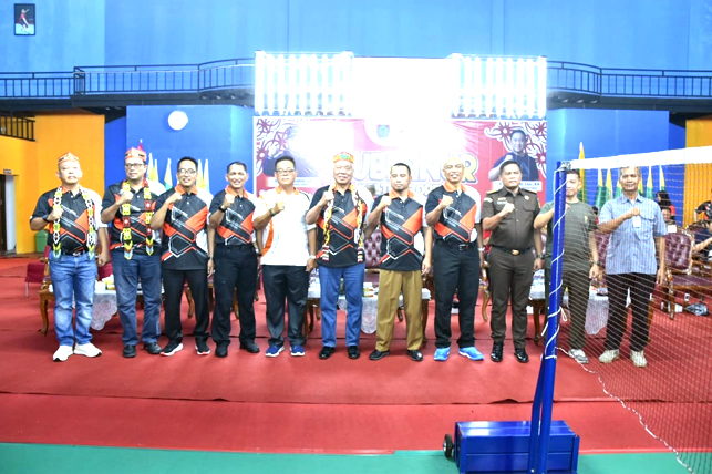 Kejuaraan Bulutangkis Gubernur Kalteng Open 2023 Resmi Dibuka
