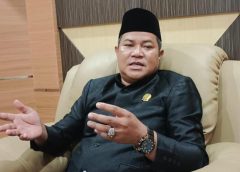 Ketua Komisi II DPRD Murung Raya Apresiasi Dedikasi Dokter di HUT ke-75 IDI: Garda Terdepan Pelayanan Kesehatan Bangsa Ketua Komisi II DPRD Murung Raya Apresiasi Dedikasi Dokter di HUT ke-75 IDI: Garda Terdepan Pelayanan Kesehatan Bangsa